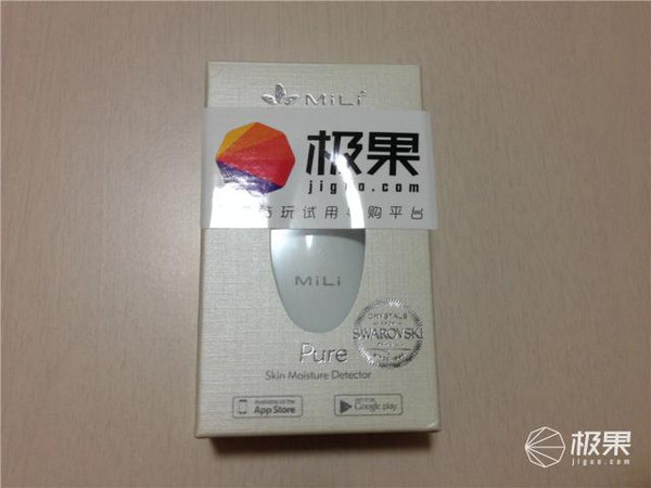 MiLi Pure——智能肌膚水分測試儀包裝精致。