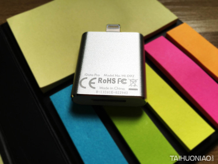 蘋果iPhone 16G內(nèi)存不夠用?MiLi iData Pro智能U盤